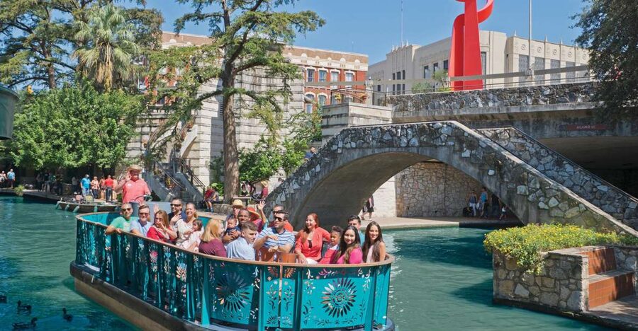 San Antonio: River Walk Cruise Ticket - My Practical Plan for the Day