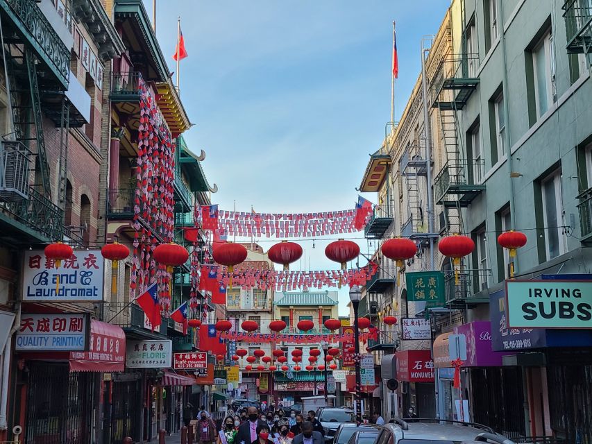 San Francisco: Chinatown Culinary Walking Tour - Bakeries, pastries, and a very substantial lunch