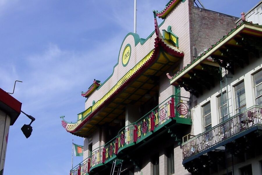 San Francisco: Chinatown Culinary Walking Tour - A cathedral, a Buddhist temple, and the layers of Chinatown