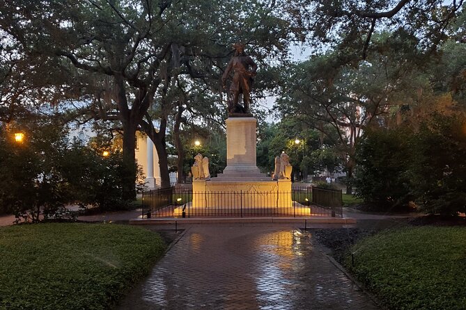 Savannah History and Haunts Candlelit Ghost Walking Tour - Savannah’s crimes, wars, and darker stories