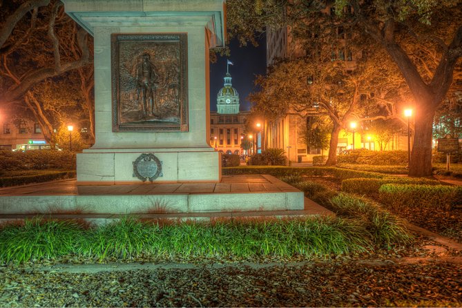 Savannah's Ghost City "Dead of Night" Walking Night Tour - 432 Abercorn Street offers a quieter kind of unease