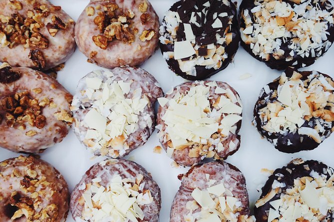 Seattle Delicious Donut Adventure & Walking Food Tour - Pike Place Market and Daily Dozen Doughnuts