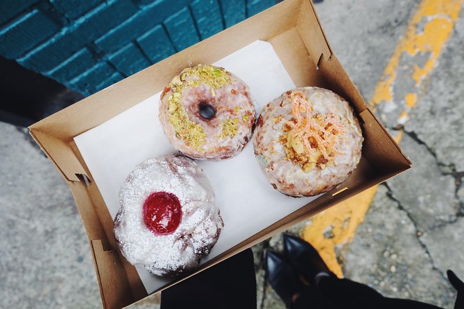 Seattle Delicious Donut Adventure & Walking Food Tour - How much food do you actually get?