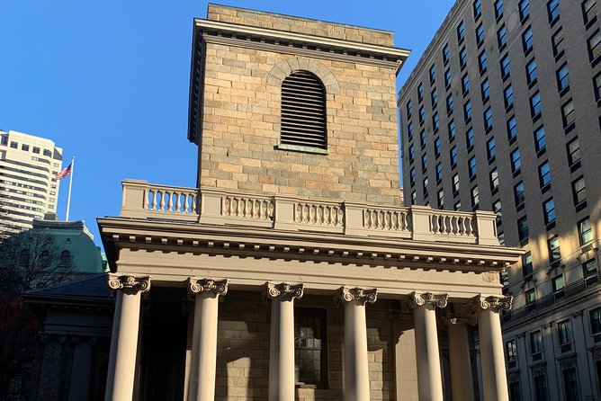 Self Guided Classic Freedom Trail Location Aware (GPS) Walking Audio Tour - The Old State House and Boston Massacre Site