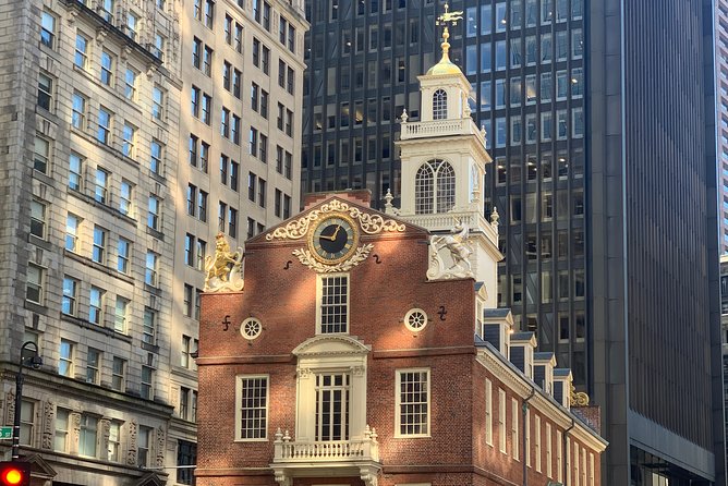 Self Guided Classic Freedom Trail Location Aware (GPS) Walking Audio Tour - Granary Burial Ground and the early Freedom Trail