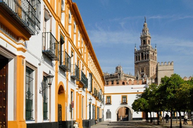Seville Private Walking Tour with Alcazar & Cathedral Tickets - Royal Alcazar courtyards and royal rooms