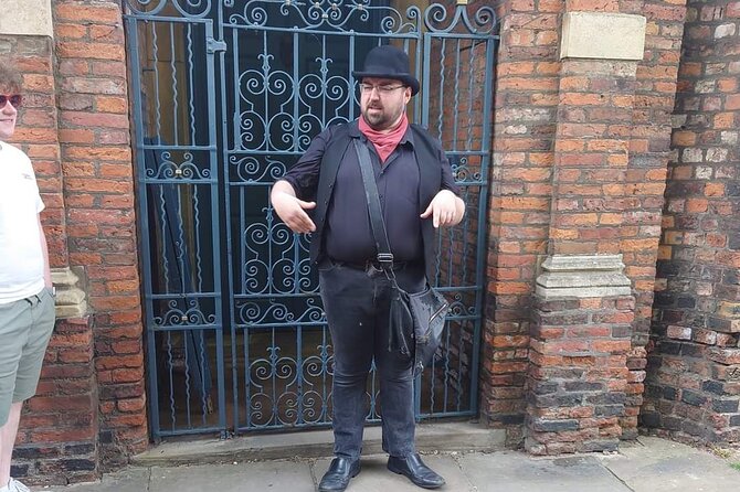 Shadows of York: Ghost Walk and Horrible History. - Weather, cobbles, and practical comfort