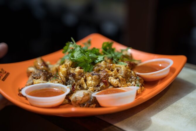 Singapore: Chinatown Hawker Market Food Tour with 7 Food Tastings - The first bites: coffee, toast, and traditional snacks
