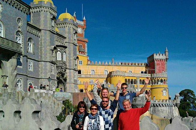 Sintra & Cascais Day Tour with Pena Palace Entry and Gardens Walk - Cascais, with time for the bay and town center