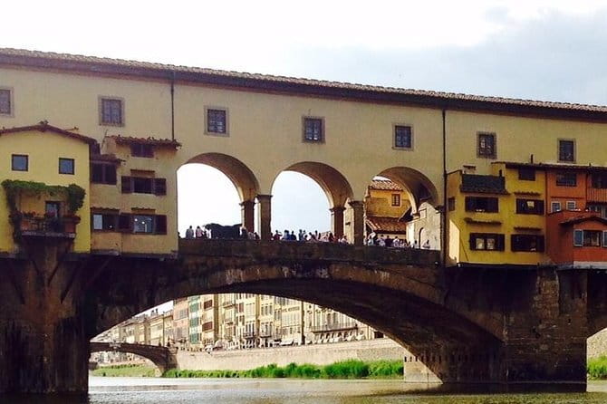 Skip-the-Line Florence Highlights and David Walking Tour - Crossing the Arno by Ponte Santa Trinita