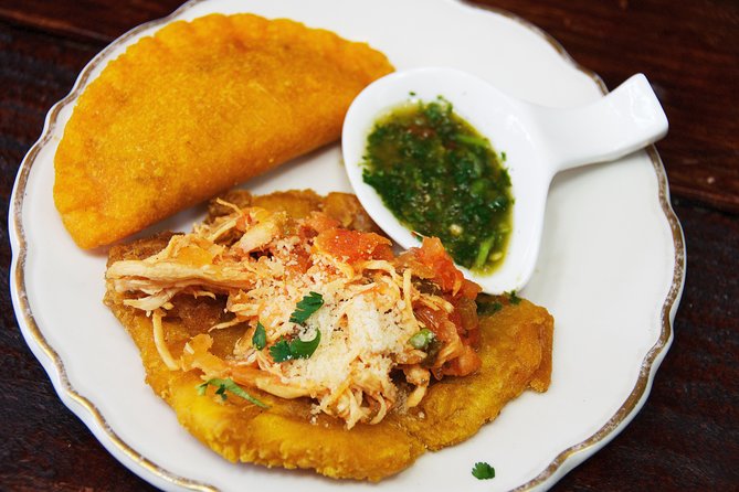 South Beach Cultural Food and Walking Tour - Ocean Drive: your first look at Miami Beach