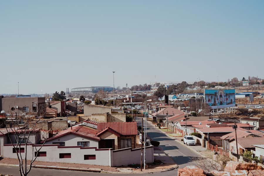 Soweto: Walking Tour with a Local Guide and Lunch - Walking the route of the 1976 uprising