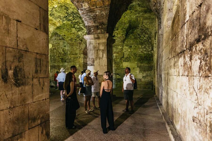 Split: Diocletian Palace & Old Town Guided Walking Tour - Key Points