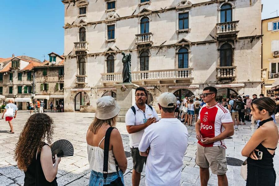 Split: Diocletian Palace & Old Town Guided Walking Tour - Cathedral of St. Domnius and the Emperor’s Mausoleum