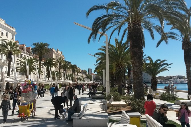 SPLIT-PRIVATE Walking Tour of Diocletian's Palace & Old Town - The 500-year-old clock and the city’s everyday character