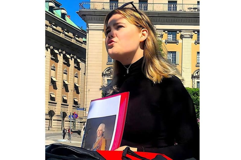 Stockholm Gamla Stan: Old Town Walking Tour with Local Guide - Key things to know before you book