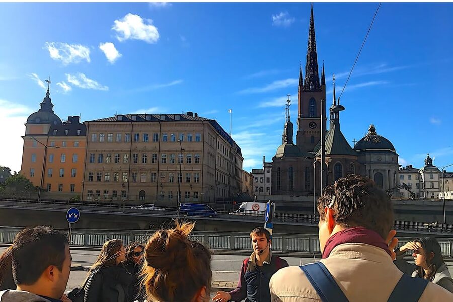Stockholm Gamla Stan: Old Town Walking Tour with Local Guide - The Royal Palace, Cathedral, and Nobel Museum