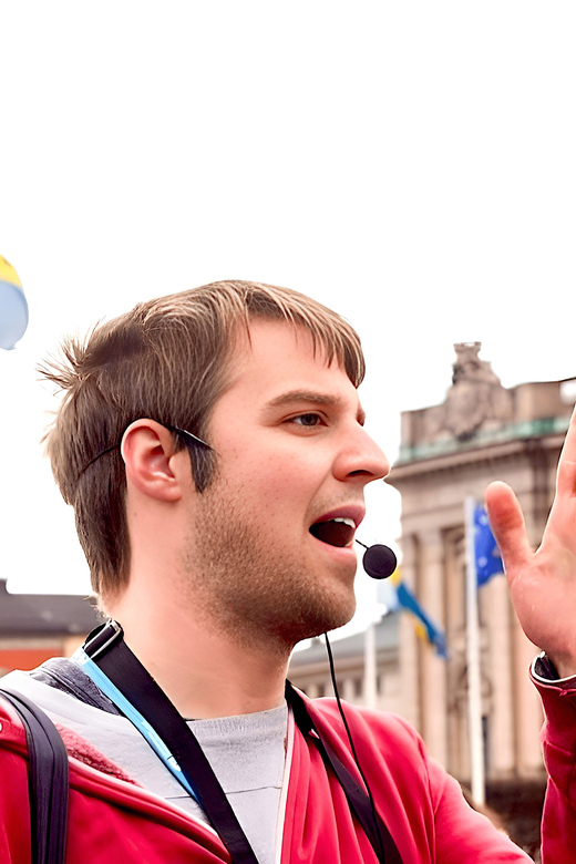 Stockholm Gamla Stan: Old Town Walking Tour with Local Guide - Runestone and the House of Nobility