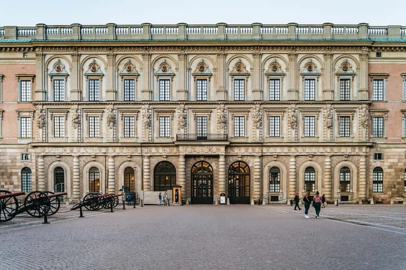 Stockholm: Ghost Walk and Historical Tour - Why the guides matter so much