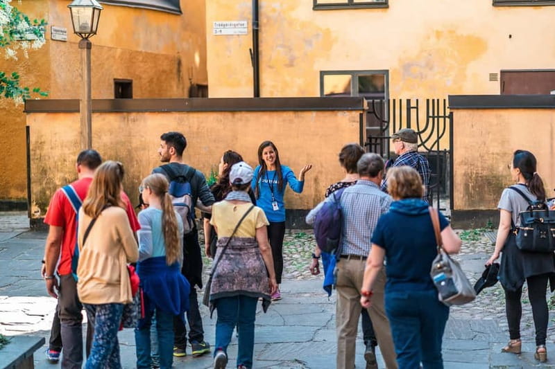 Stockholm: Old Town Private Walking Tour - Riddarholmen and the waterfront finish