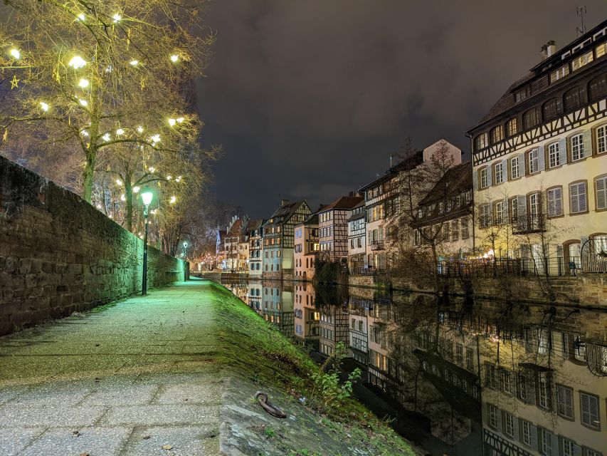 Strasbourg: Walking Tour with Local Guide - How the small group changes the experience