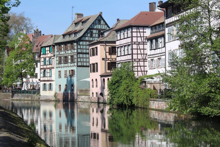 Strasbourg: Walking Tour with Local Guide - Notre-Dame Cathedral, Strasbourg’s grand centerpiece