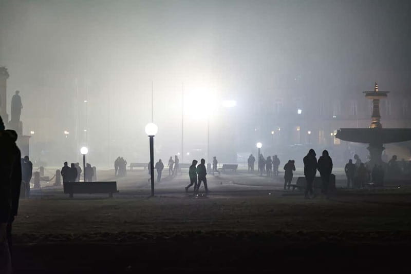 Stuttgart: Guided Ghost Walking Tour - Market Square: a public place with a darker side