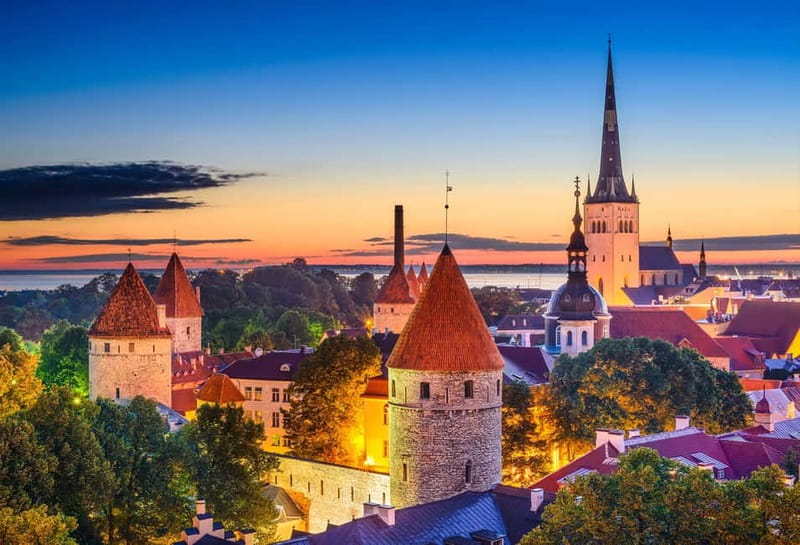 Tallinn: Guided Old Town Historical Walking Tour - Why this two-hour walk works so well in Tallinn