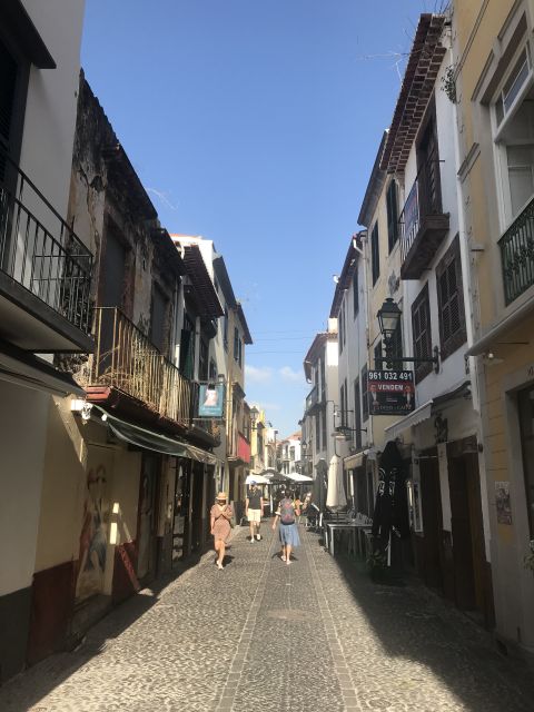 Taste Funchal: food, wine and cultural tour - Lunch with Madeiran specialties