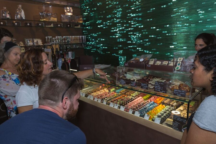 Taste Funchal: food, wine and cultural tour - Who should book this Madeira food tour?