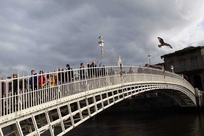 The Dublin Private Walking Tour - Molly Malone and Grafton Street bring Dublin into the present