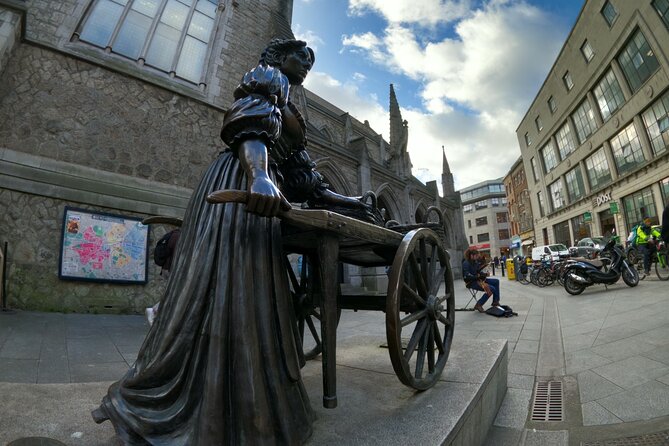 The Dublin Private Walking Tour - College Green and Trinity College explain power and education