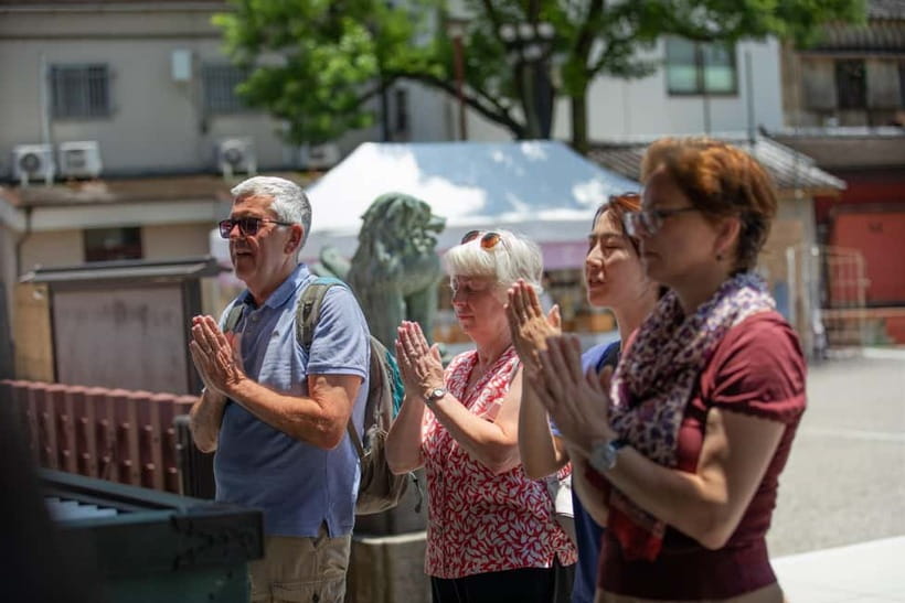 Tokyo: Asakusa Walking Tour with Sensoji Temple Visit - Asakusa Shrine and the Buddhist-Shinto contrast
