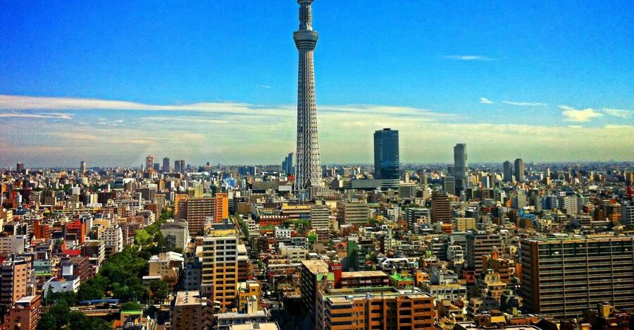 Tokyo: Private Walking Tour with a Local - Why a private Tokyo walk can save your first day