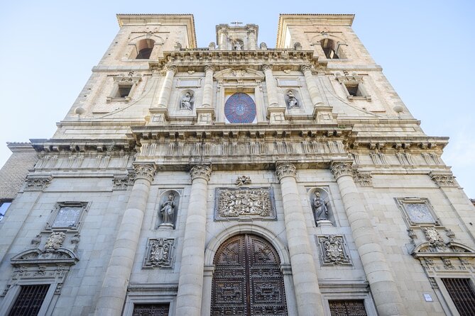 Toledo Tour & Vineyard Walk with Wine Tasting from Madrid - Bus comfort, timing, and summer heat