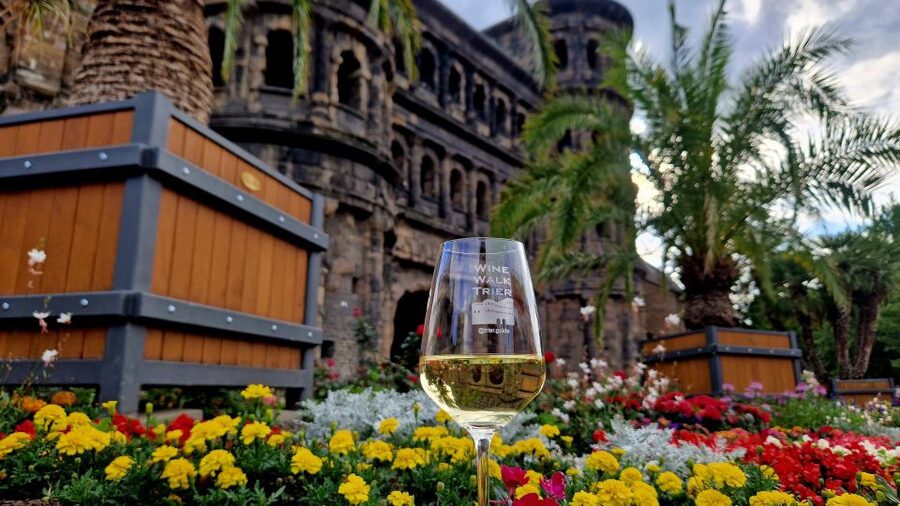 Trier: Guided City Walk with Wine Tasting - Key points to know before booking