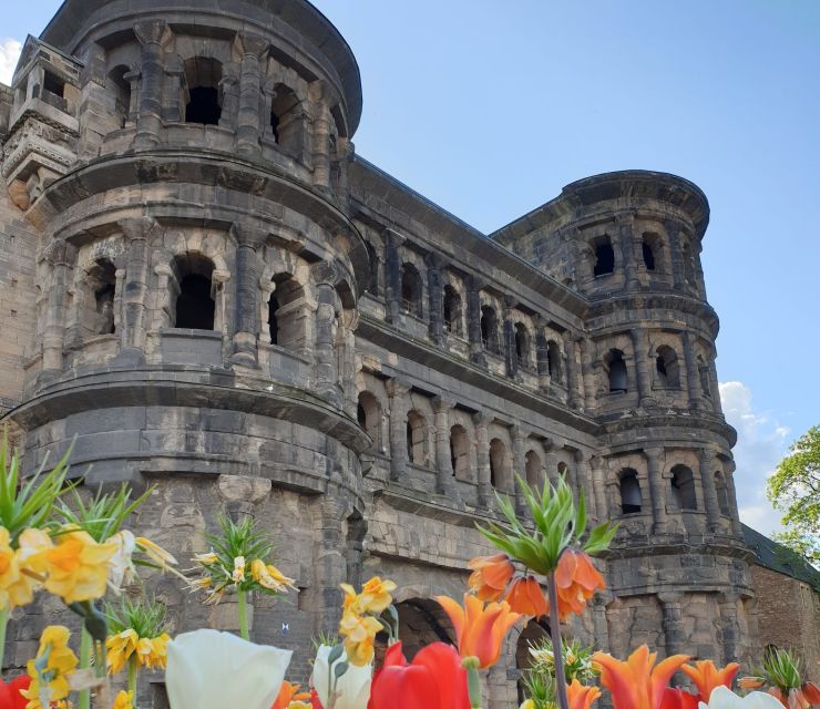Trier: Guided City Walk with Wine Tasting - Porta Nigra sets the Roman tone