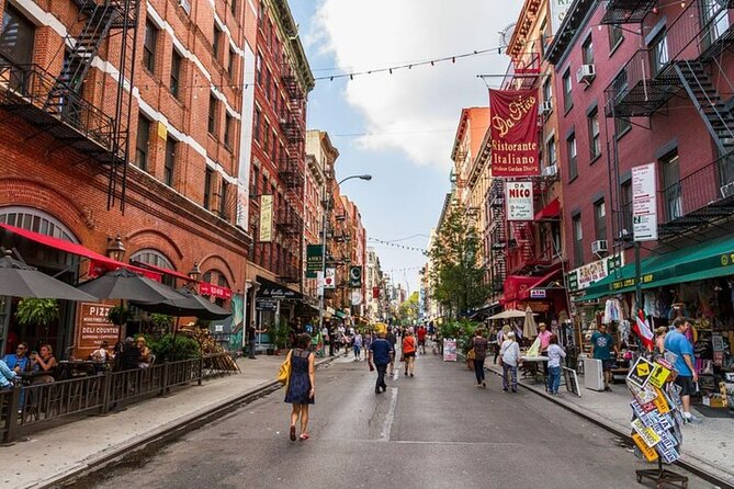 True Crime NYC: Mafia Walk w/Ret. NYPD Detective and Local Food - Sorting out the New York Mafia family tree