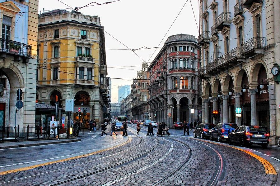 Turin: Small-Group Walking Tour of Top City Highlights - Why this walk works as a first look at Turin