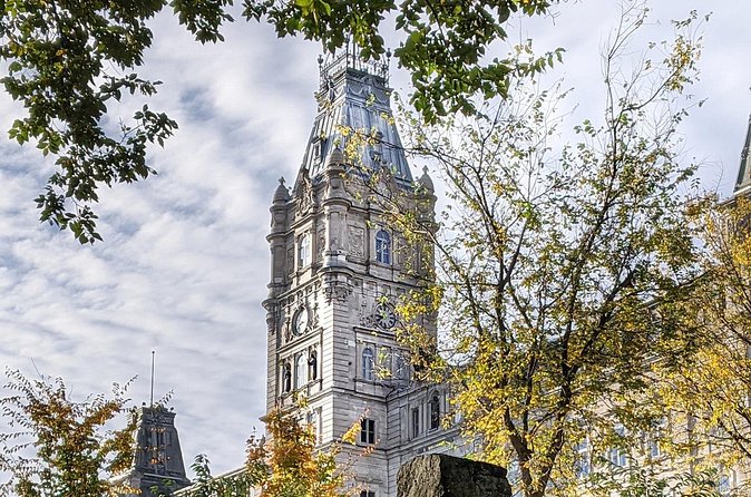 Uncover Old Quebec: Fun Walking Tour of the City with Local Guide - Terrasse Dufferin and the Château Frontenac view