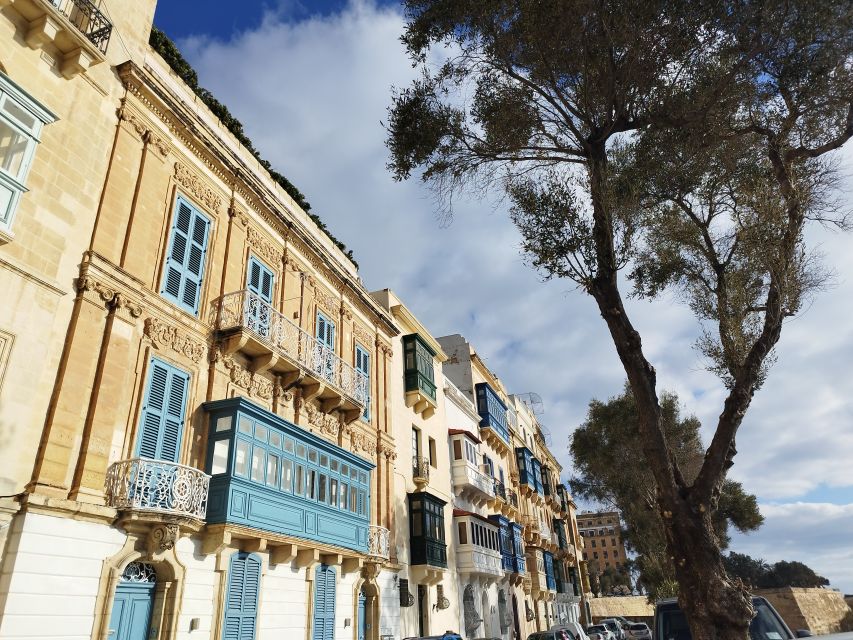 Valletta: Guided City Walking Tour - Starting at City Gate and the New Parliament Building