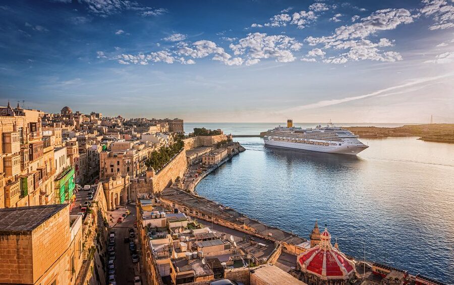 Valletta: Guided Walking Tour with Optional Cathedral Tour - The free-time option without the cathedral