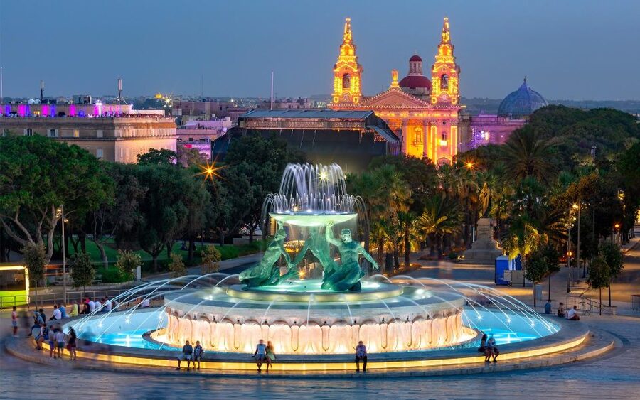 Valletta: Half-Day City Discovery Walking Tour - Finishing at The Malta Experience