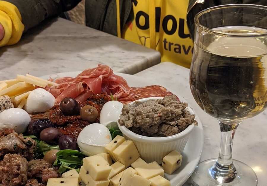Valletta: Maltese Food and Drink Guided Walking Tour - Pastizzi and the first taste of Malta