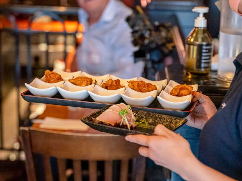 Vancouver: Gastown Historical Walking Food Tour - Two and a half hours of food, drink, and Gastown stories