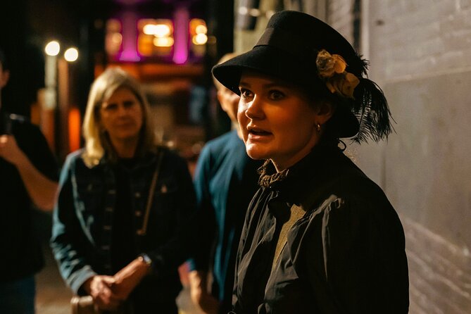 Vancouver Lost Souls of Gastown Walking Tour - The Steam Clock and stories of fire