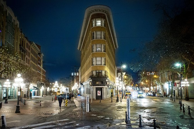 Vancouver Lost Souls of Gastown Walking Tour - The Victorian Hotel and a forgotten alley