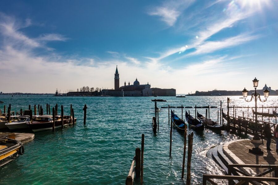 Venice: City Center Historical Guided Walking Tour - Weather, high water, and practical comfort