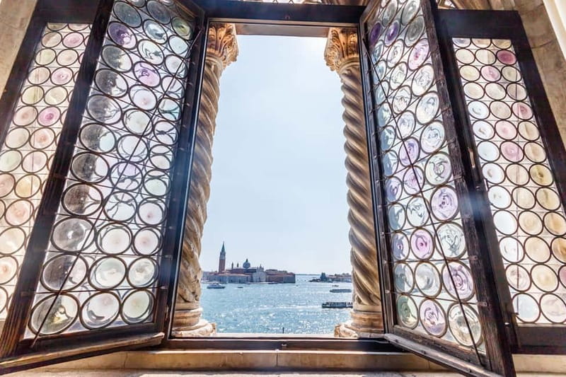Venice: Doge's Palace and St Mark's Basilica Walking Tour - Key points to know before booking
