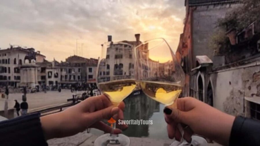 Venice: Sunset Walking Tour with Food and Wine Tastings - Creamed cod, pasta, and seasonal seafood